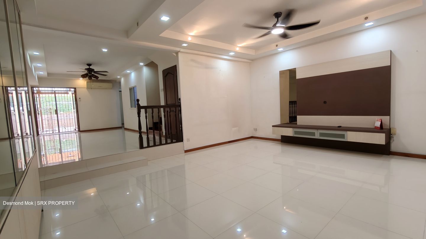 Summer Place (D19), Terrace #488131871